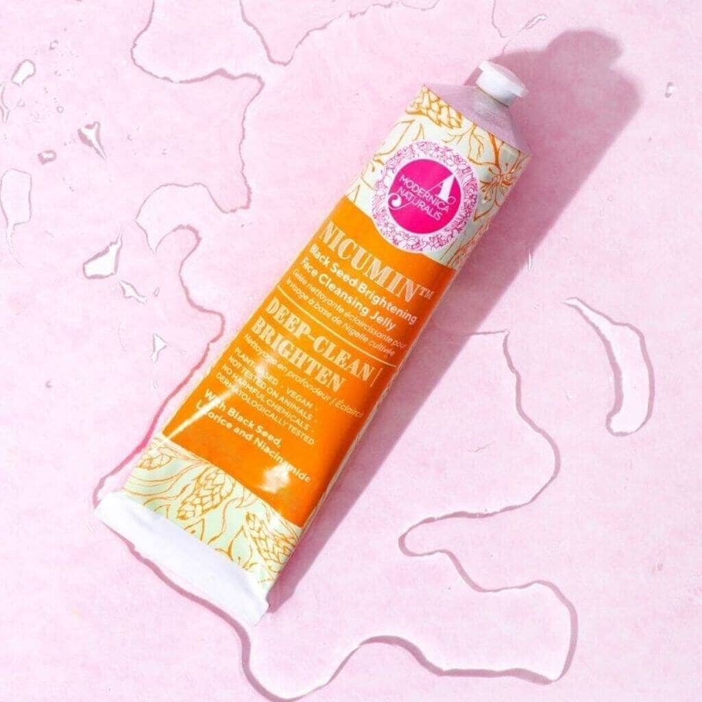 FREE SEASON OF AYURVEDA GIFT: Brightness Booster Duo - Full-Sizes of Nicumin Black Seed Brightening Face Cleansing Jelly & Neroli Orange Nutritive Serum worth $70 USD!